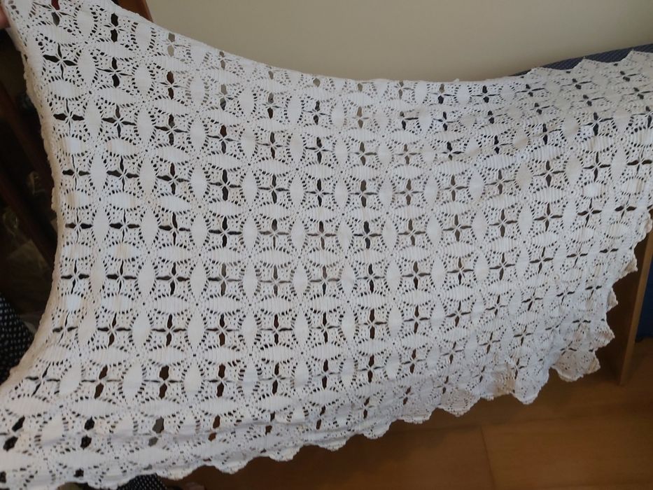 Colcha de RENDA - cama de bebé