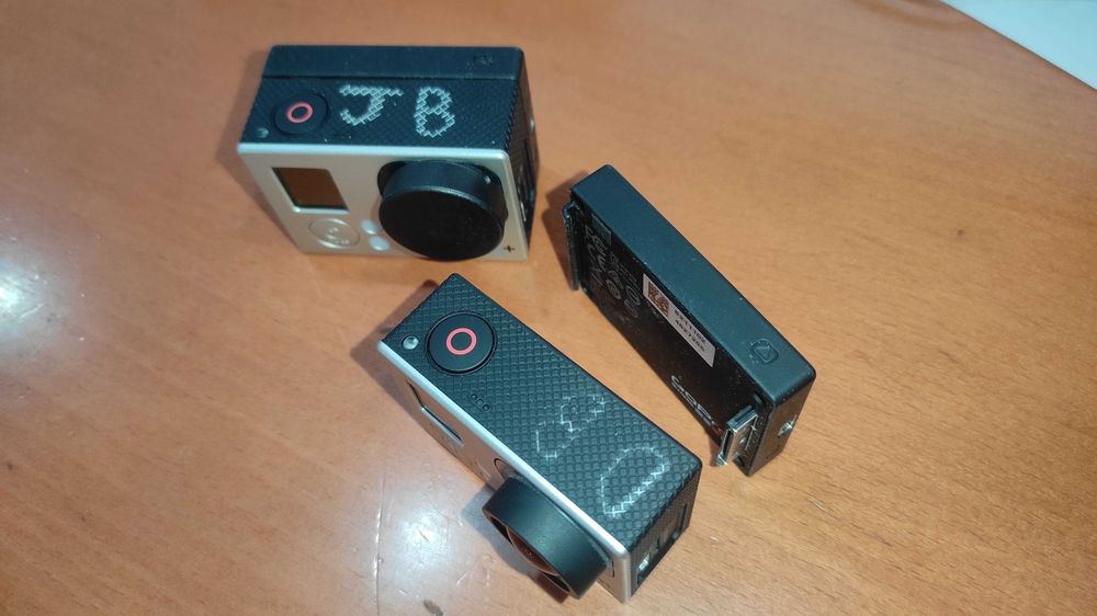 GoPro HERO3+ комплект 2 камеры + аккумуляторы + 64GB