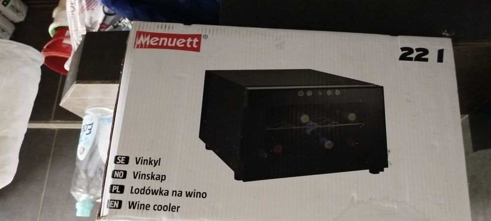 Lodówka na wino  22 l Menuett
