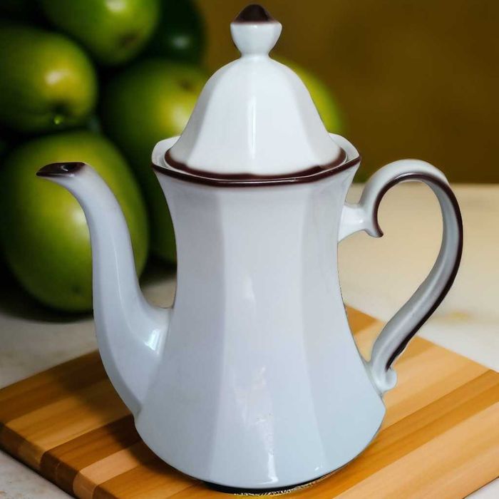 Dzbanek Winterling Markteuthen Bavaria porcelana