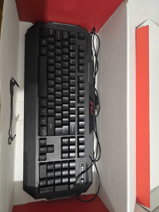 Kit Gaming NPlay 5.0 - Teclado + Rato + Tapete (Sem Headset)