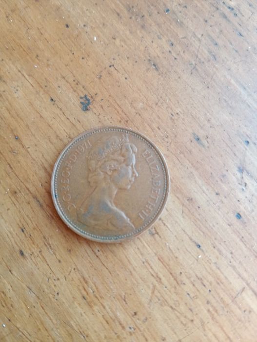 Moeda Elisabete 2 rara 1971 em bom estado