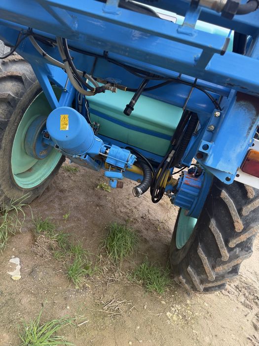 Opryskkwacz berthud czesci racer nowe opony hydraulika pompa jaskółka silowniki