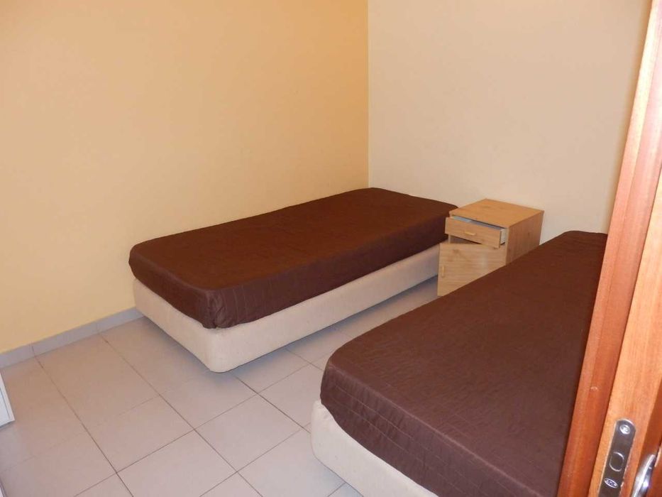 Alugo para férias apartamento T2 na praia da rocha, Portimão