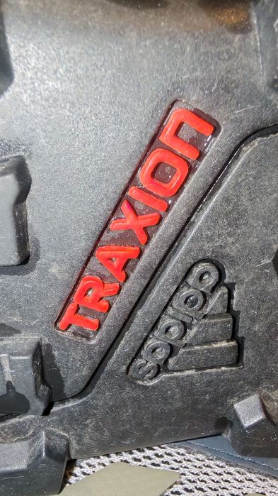 Кроссовки адидас adidas оригинал новые, ОБМЕН на брендовую одежду обув