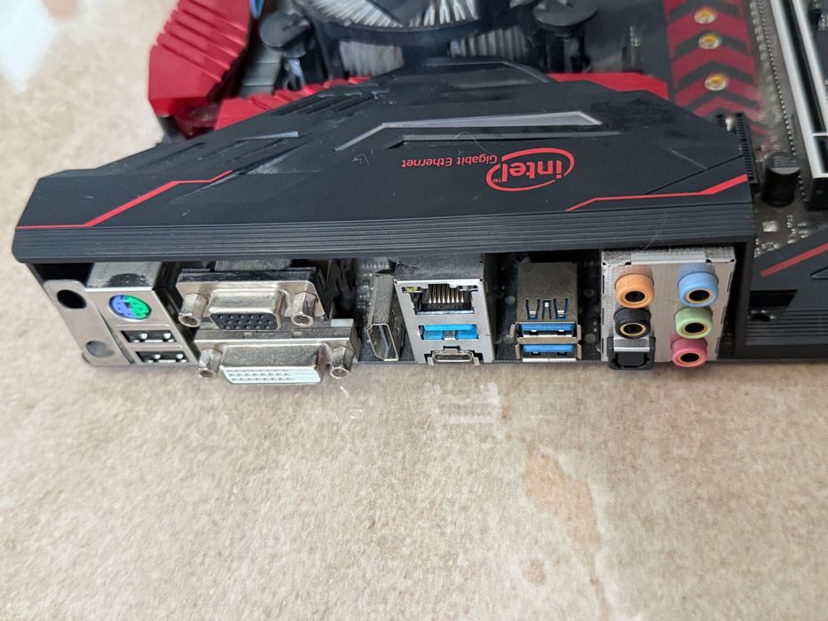 Asrock b250 gaming k4 материнська плата