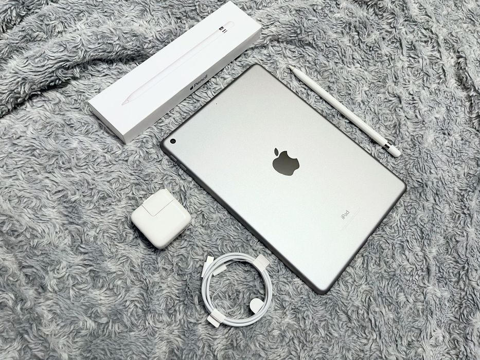 IPad 6 (128 gb) wi-fi, шикарное состояние + стекло! А1822
