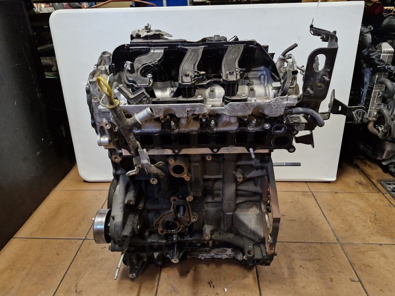 RENAULT TRAFIC III 3 VIVARO B 2.0 DCI SILNIK SŁUPEK M9RV710 M9R
