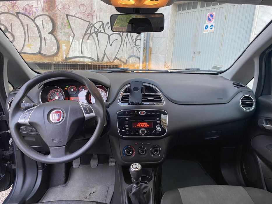 Fiat Punto 2013 poucos Kms!