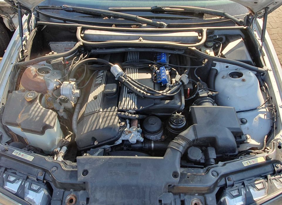 BMW 3 Coupe E46 / 2.8 193km / 2000r. / na części