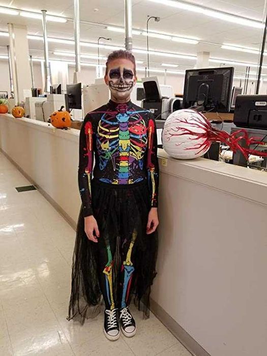 Fantasia de Halloween para mulher, esqueleto divertido