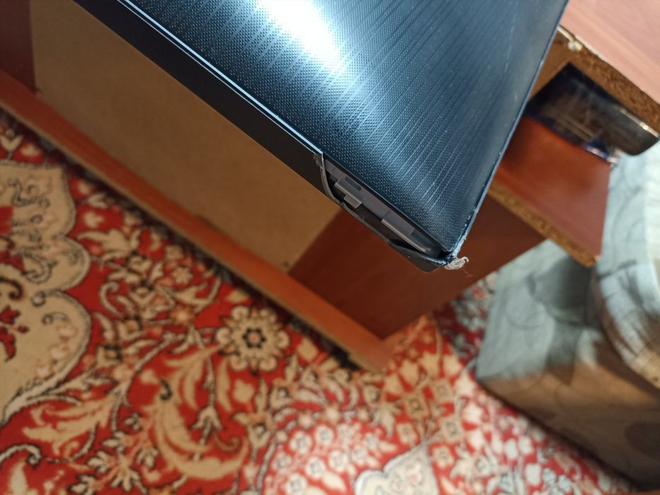 Продам samsung eu 43au7100u