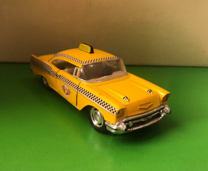 Продам Машинка Chevrolet Taxi