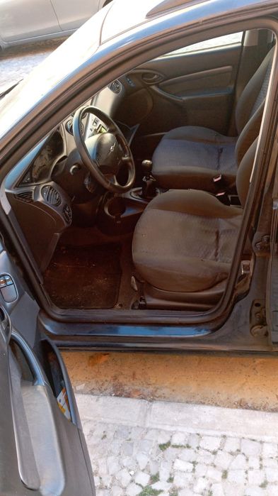 Ford Focus Diesel de 2001 — photo 4