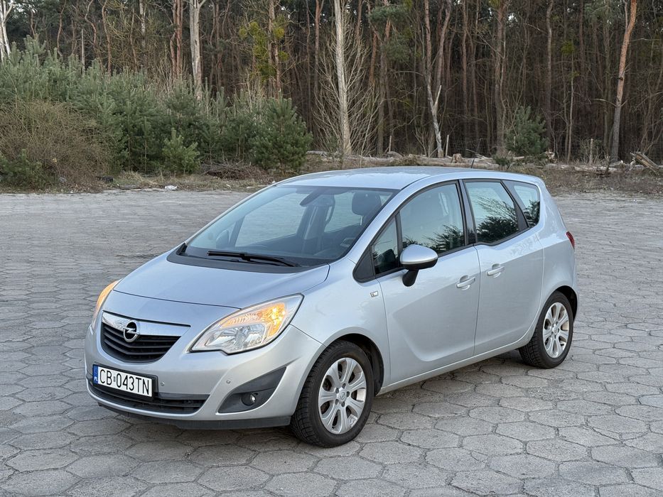 Opel Meriva 1.4 Turbo 120 koni 6 biegow Czujniki park Klimatyzacja HAK Dosw zak