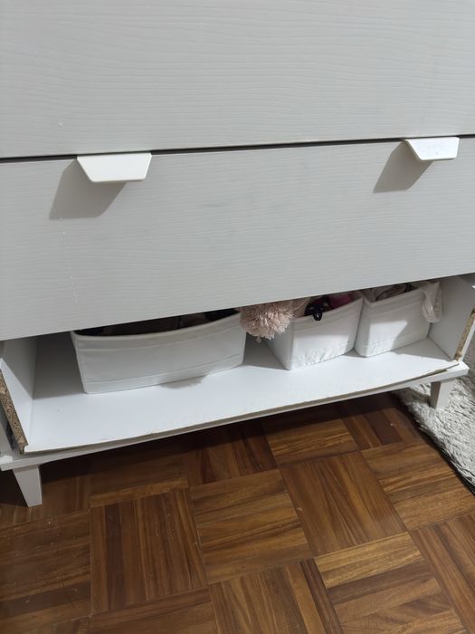 Movel de gavetas branco otima condição