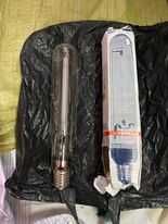 електролампочки натрієві високого тиску .