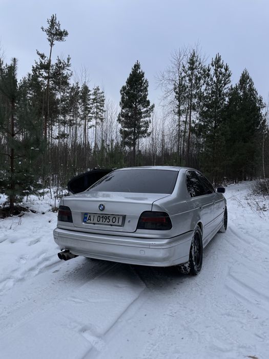Продам BMW 520 (e39 )