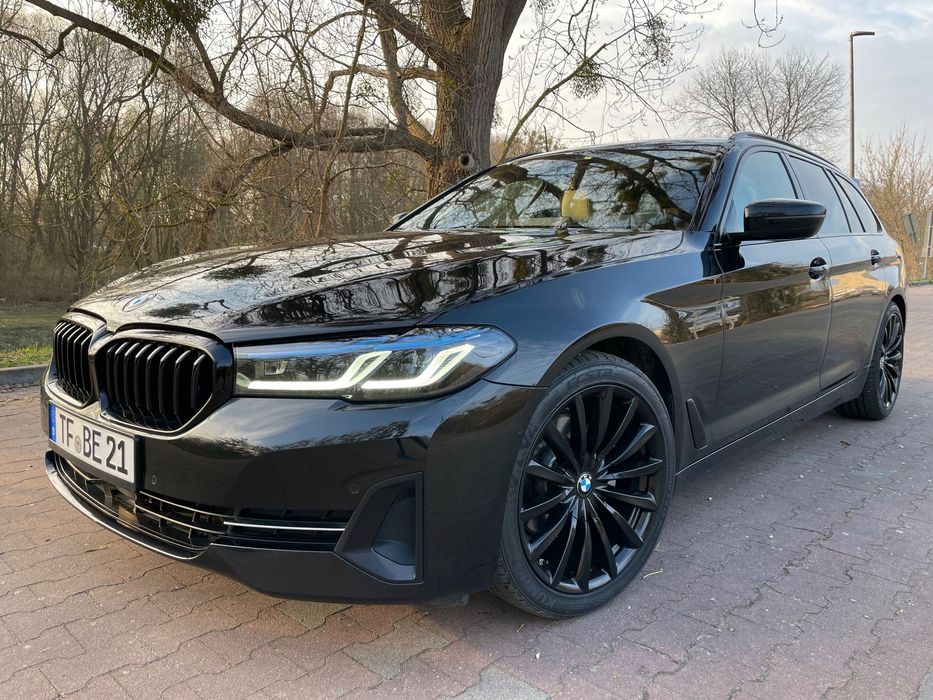 BMW Seria 5 520D 190km Światła Led+Laser Skora Head up Kamery Webasto
