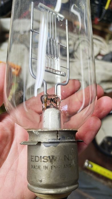 Lâmpada antiga filamento