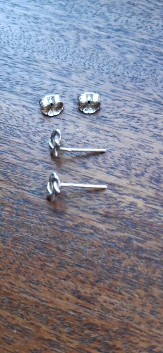 Brincos em prata círculo torcido