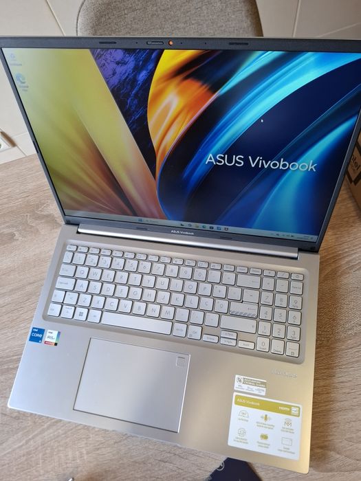 Asus vivobook F1605Z