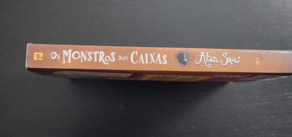 Monstros das Caixas - O livro que inspirou o filme!