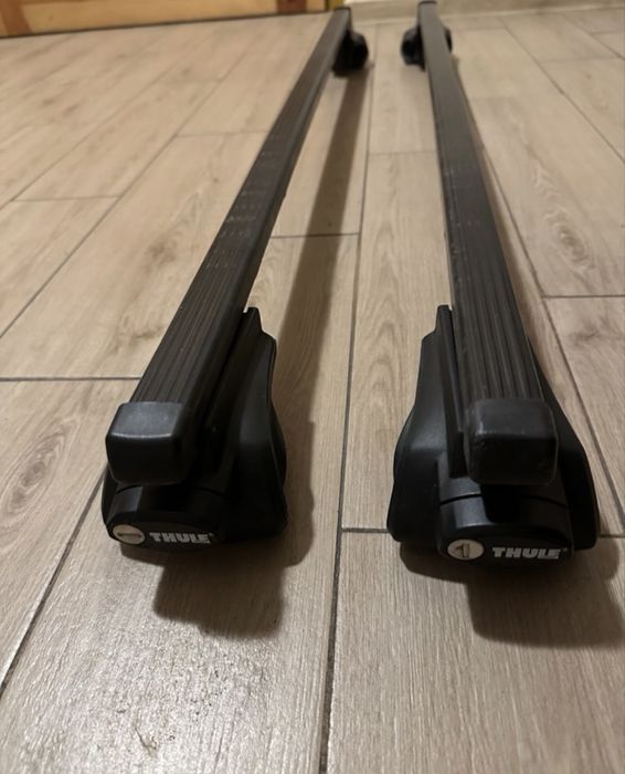 Bahażnik Thule belki stalowe 118cm 712200