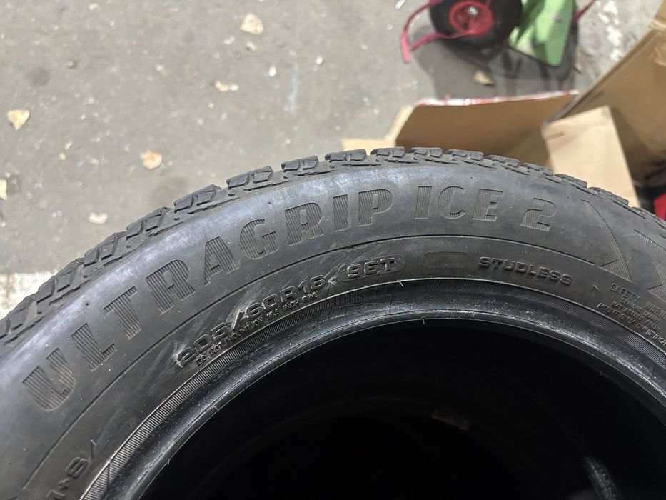 Шини 205/60 R16 GoodYear UG Ice 2 — зима, 5,5мм  — ПАРА