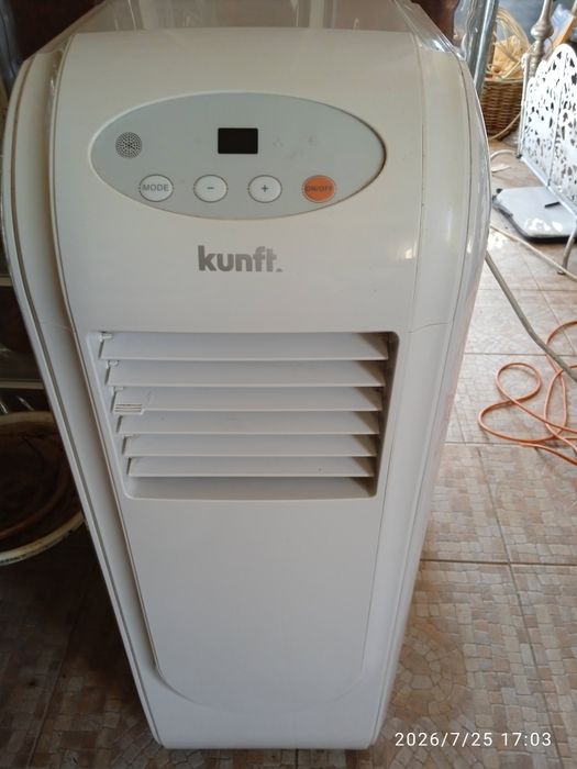 Ar Condicionado Portátil Kunft KAC2510 (Com Comando e Tubo)