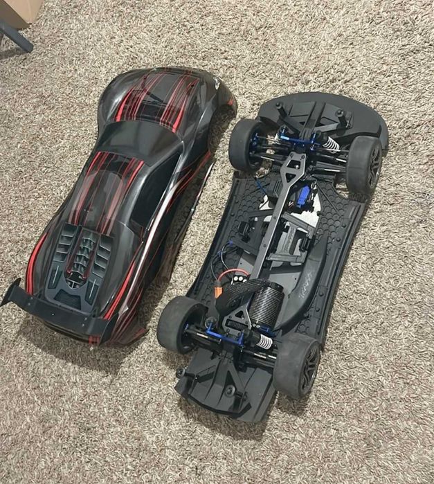 Traxxas Xo-1 com acessórios
