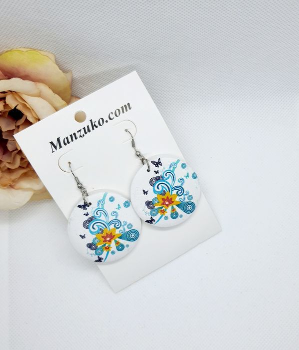 Śliczne kolczyki w kwiaty motylki