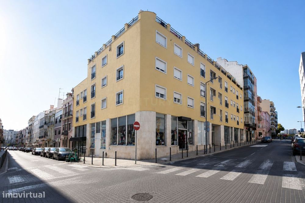 Commercial Asset with Income | Avenidas Novas, Lisbon