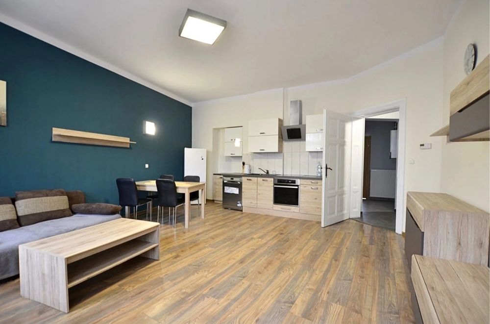 72 m² | Możliwość 3 pokoi | 1 piętro | Pełne AGD | Niski czynsz | Gotowe do zamieszkania | Stary Zdrój