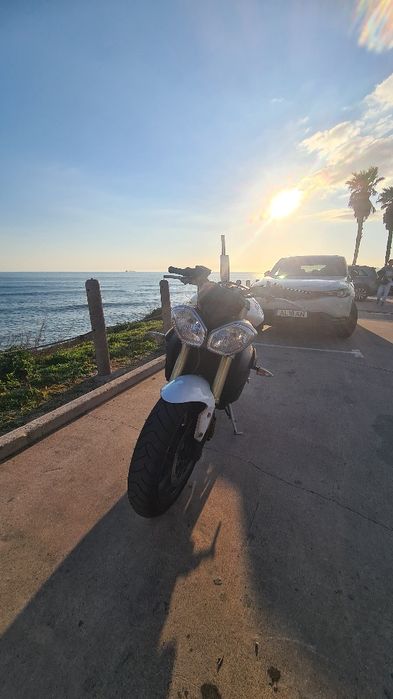Triumph Street Triple 675