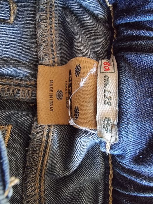 Spodnie jeans 128