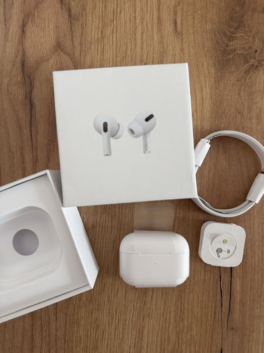 AirPods Pro Słuchawki