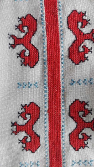 Вишиванка жіноча , ручна вишивка 48 розм