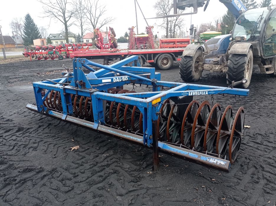 Wał na przedni Tuz 4M