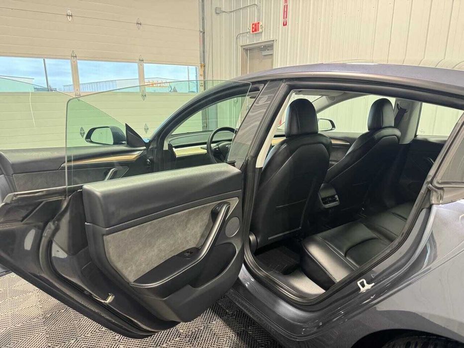 Tesla Тесла Model 3  2021 Long Range 82kW , 85тис.км