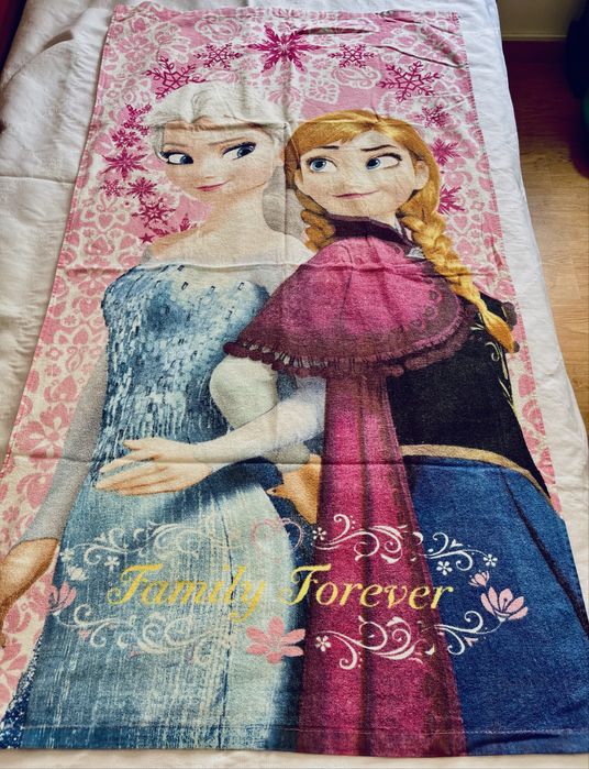 Toalha de Praia Disney Frozen – Elsa & Anna | Family Forever