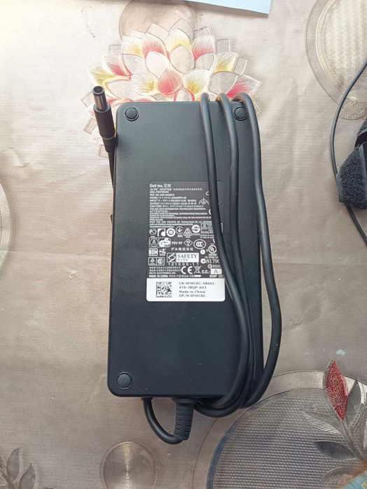 Блок живлення Dell GA240PE1-00 19,5v 12,3A 7,4x5,0 240w