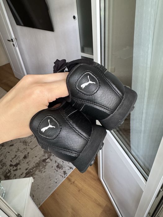 Оригінальні кросівки Puma