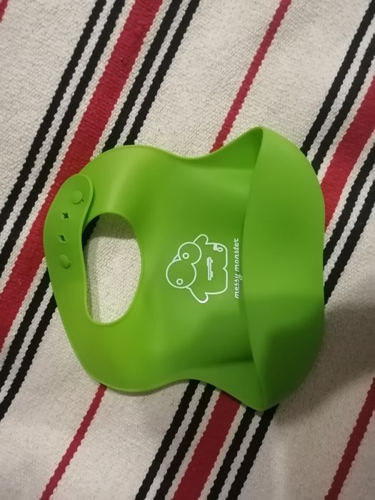 Силиконовый детский слюнявчик, фартук 6 месяцев+