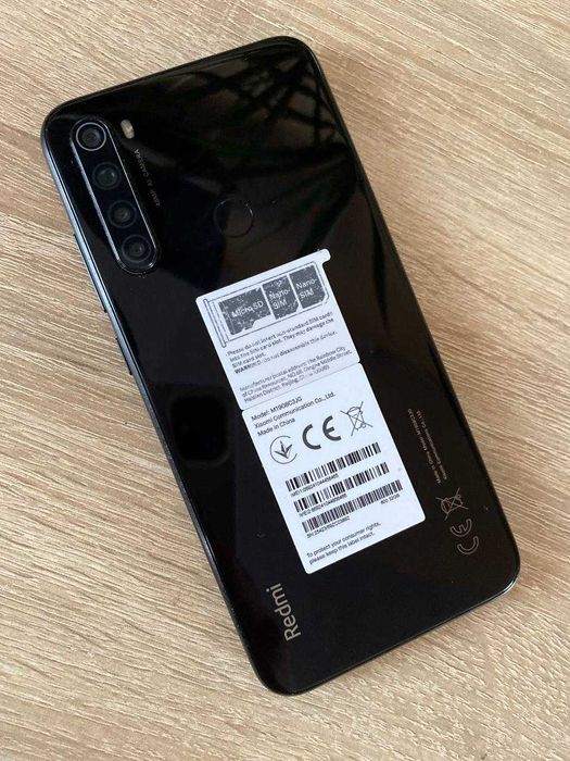 Телефон Redmi Note 8
