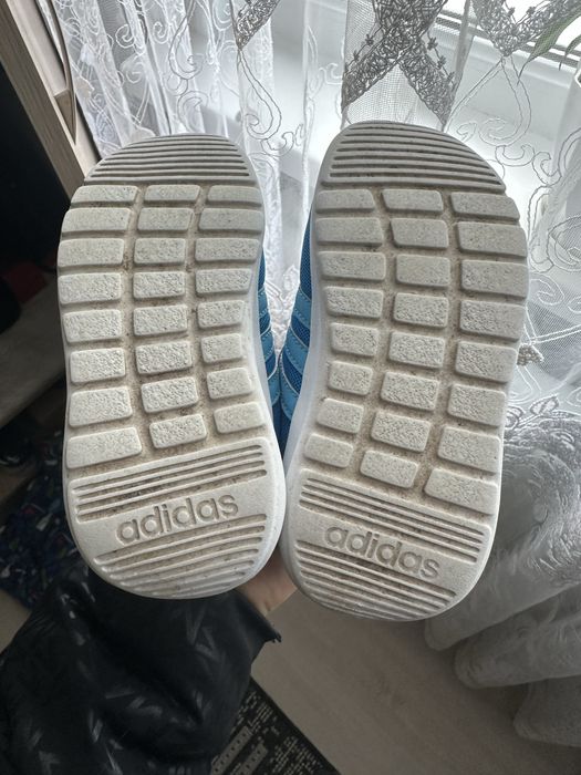 Кросівки adidas 25розмір оригінал