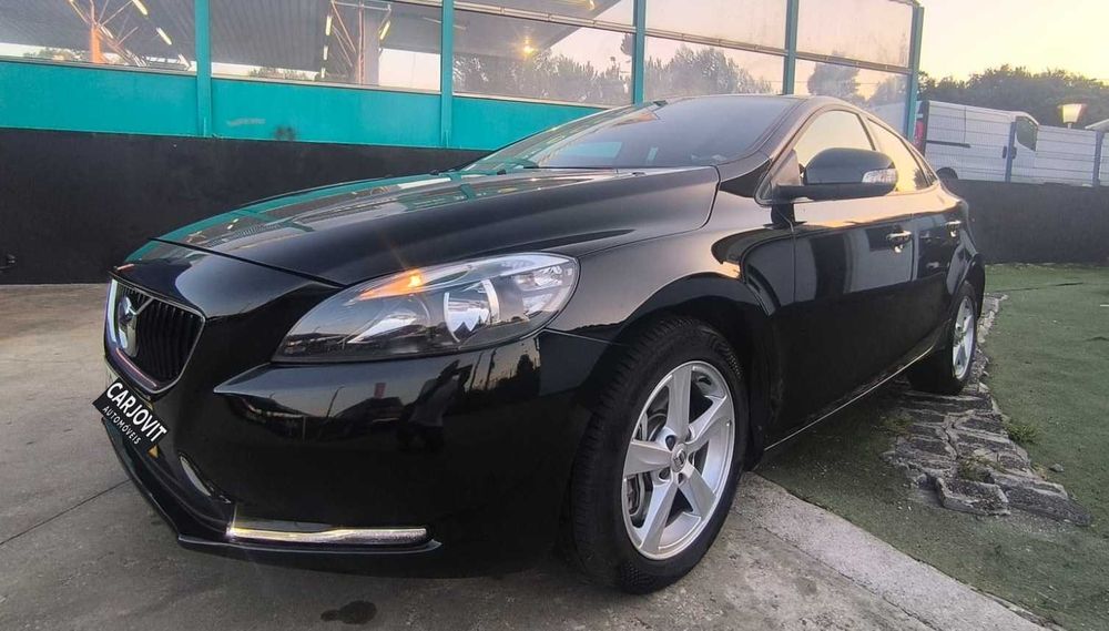 V40 2.0 D2 Inscription Geartronic 120cv cx Aut.