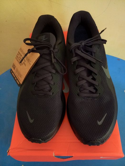 Кроссовки Nike  46 р.новые