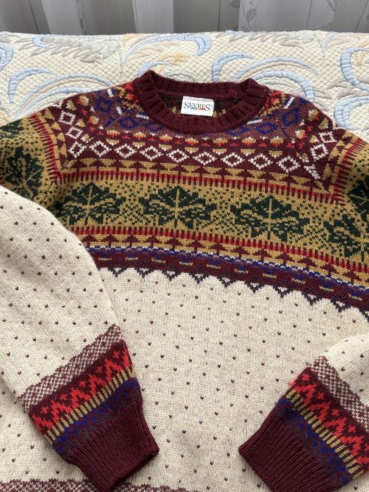 Осінній затишний светр 100% вовна