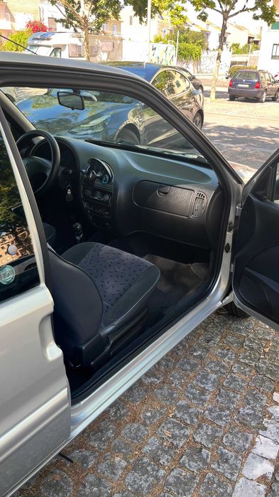 Citroen Saxo Cinzento
